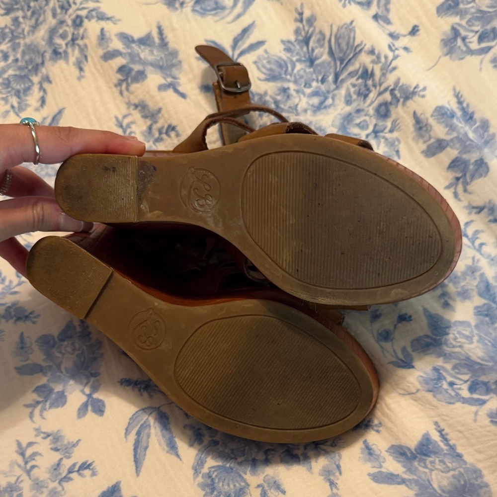 Lucky Brand Tan Multi-Strap Wedge Sandals - Picture 3 of 4